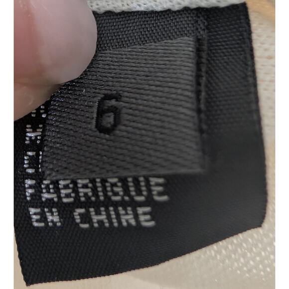 Calvin Klein 100% Silk Rosette Sheath Dress Size 6 Ivory With Pale Pink Rosettes - Picture 8 of 8